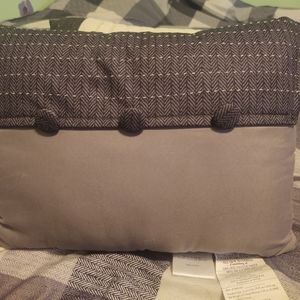 Accent Pillows